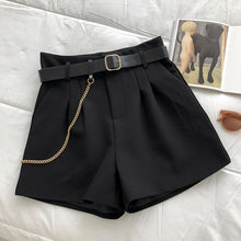 Afbeelding in Gallery-weergave laden, Devil chain shorts
