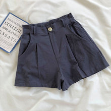 Afbeelding in Gallery-weergave laden, High-waisted shorts Little
