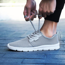 Afbeelding in Gallery-weergave laden, Buty sportowe Quenta
