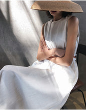 Afbeelding in Gallery-weergave laden, Elegancka sukienka ,,Ladywhite&quot;
