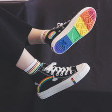 Afbeelding in Gallery-weergave laden, Rainbow high-top trainers
