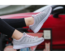 Afbeelding in Gallery-weergave laden, Damskie sneakersy Flatten
