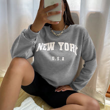 Afbeelding in Gallery-weergave laden, Bluza z napisem New York

