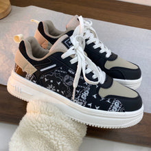 Afbeelding in Gallery-weergave laden, Damskie sneakersy Yuncle
