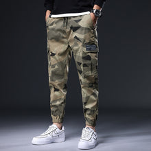 Afbeelding in Gallery-weergave laden, Camo Streetwear broek
