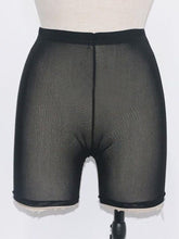 Afbeelding in Gallery-weergave laden, Ramallo see-through shorts
