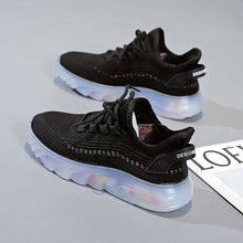 Afbeelding in Gallery-weergave laden, Damskie sneakersy Trimble
