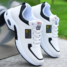 Afbeelding in Gallery-weergave laden, Sportowe buty Tamas
