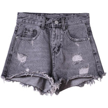 Afbeelding in Gallery-weergave laden, Dove shorts met gaten
