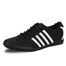 Afbeelding in Gallery-weergave laden, Sportowe buty Somos

