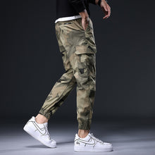 Afbeelding in Gallery-weergave laden, Camo Streetwear broek
